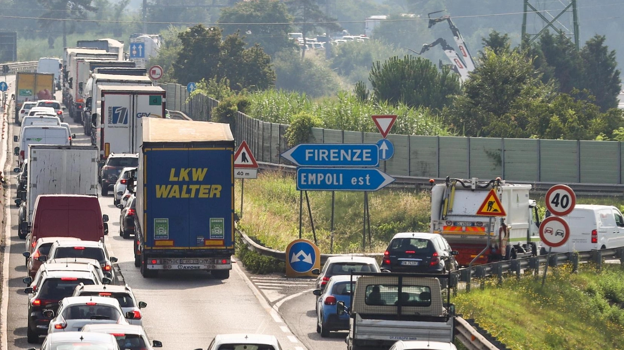 Polemiche sulla possibile introduzione del pedaggio sulla Fi-Pi-Li per i mezzi pesanti. Assotir e Cna Fita Toscana criticano la proposta per il rischio di impatto sulle imprese locali e sull'economia regionale. Polemiche sulla possibile introduzione del pedaggio sulla Fi-Pi-Li per i mezzi pesanti. Assotir e Cna Fita Toscana criticano la proposta per il rischio di impatto sulle imprese locali e sull'economia regionale.