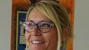 La sindaca di Castiglione della Pescaia, Elena Nappi, al centro delle critiche dell’opposizione La sindaca di Castiglione della Pescaia, Elena Nappi, al centro delle critiche dell’opposizione