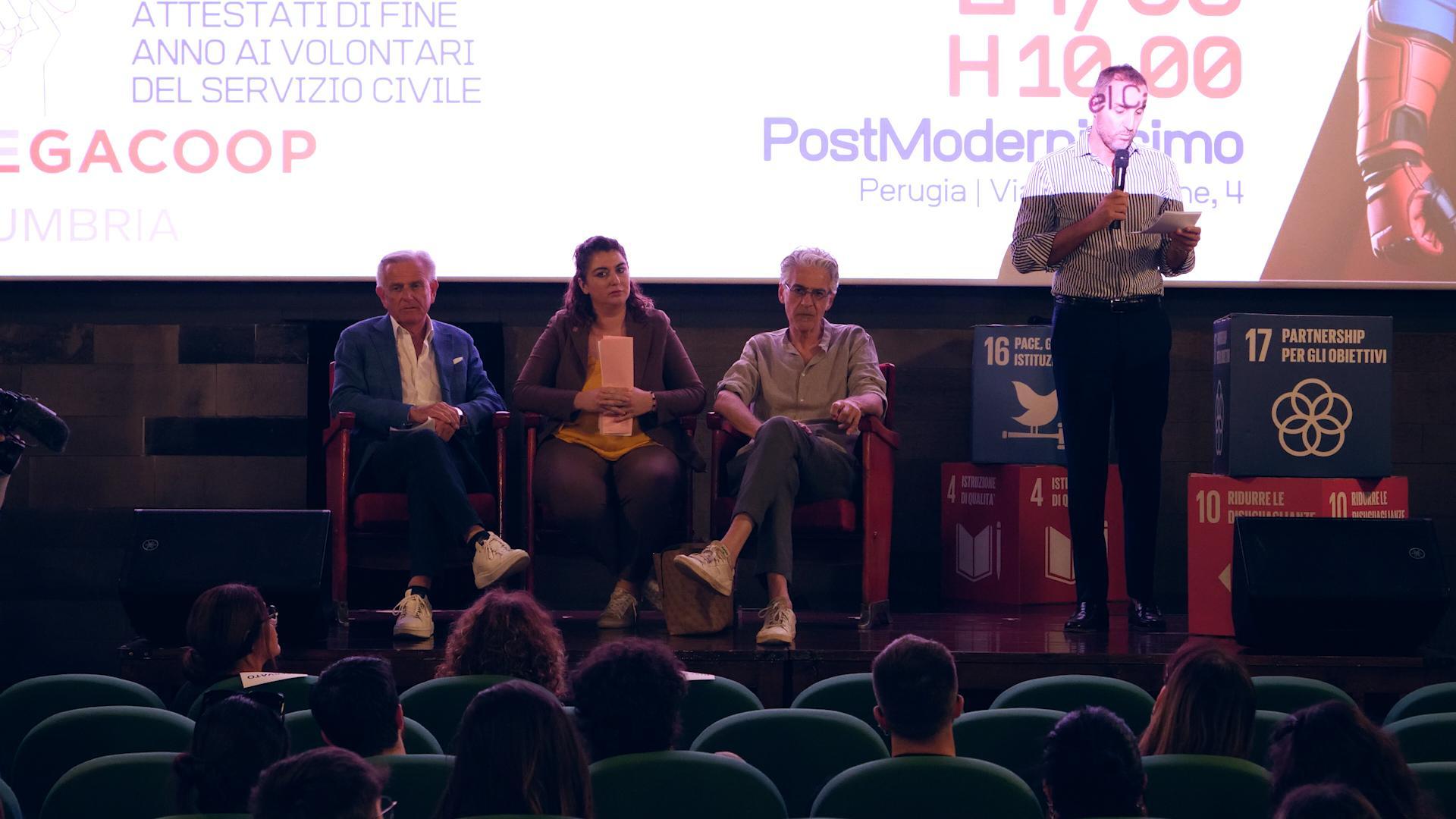 https://www.lanazione.it/image-service/view/acePublic/alias/contentid/YmRkNzNkMGMtMzhiYi00/0/i-giovani-e-il-servizio-civile-un-anno-con-le-cooperative.jpeg