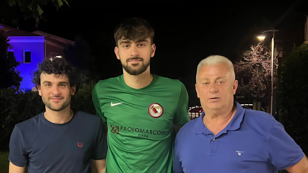 Il presidente del Mulazzo Bergamaschi, il portiere Cibei e il vice presidente Cela Il presidente del Mulazzo Bergamaschi, il portiere Cibei e il vice presidente Cela