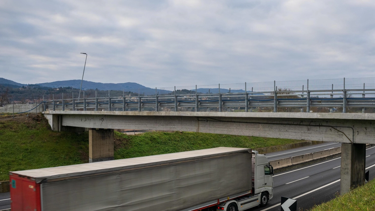 Da anni si attendono i lavori sul ponte di Piani della Rugginosa