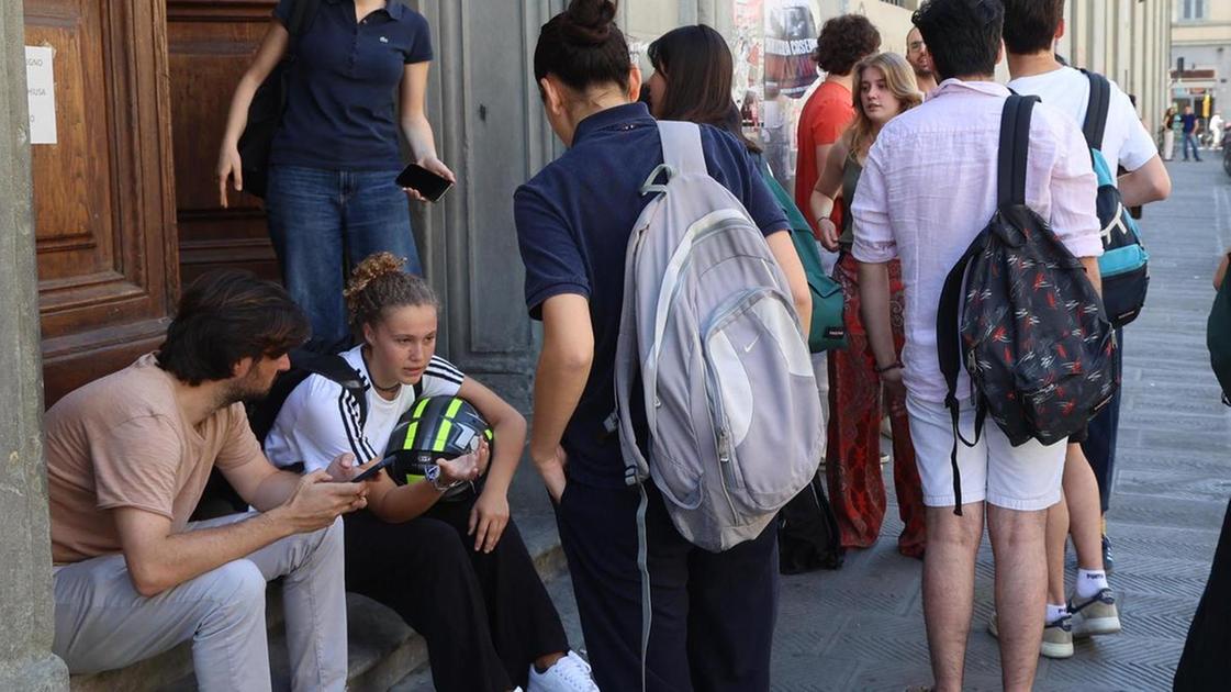 Liceo Lorenzini. Ecco i centisti della maturità Liceo Lorenzini. Ecco i centisti della maturità