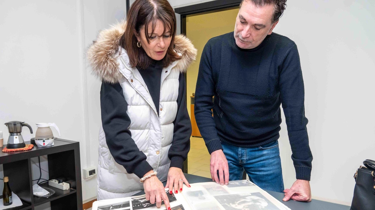 A ormai dieci anni dalla scomparsa torna la richiesta di intitolare al pugile una strada. Campione sul ring e amatissimo dagli amici che aspettano un riconoscimento pubblico. A ormai dieci anni dalla scomparsa torna la richiesta di intitolare al pugile una strada. Campione sul ring e amatissimo dagli amici che aspettano un riconoscimento pubblico.