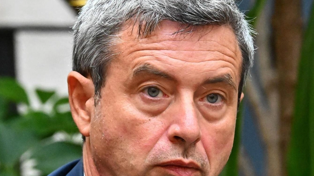 Nella campagna elettorale ligure, il tema della legalità diventa terreno di scontro tra i candidati. Accuse e difese sul coinvolgimento della mafia nel territorio, con proposte contrastanti su come affrontare il problema. Nella campagna elettorale ligure, il tema della legalità diventa terreno di scontro tra i candidati. Accuse e difese sul coinvolgimento della mafia nel territorio, con proposte contrastanti su come affrontare il problema.