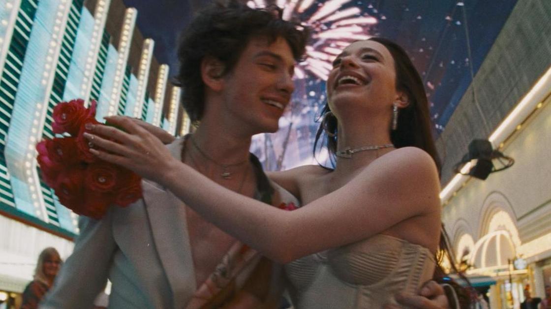 Il cinema brilla sotto le stelle. Ecco i titoli d’agosto al Castello. Nuovi successi e due cult restaurati Il cinema brilla sotto le stelle. Ecco i titoli d’agosto al Castello. Nuovi successi e due cult restaurati