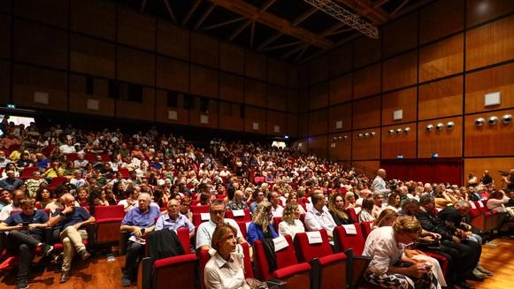 La programmazione del Teatro Era è ferma in attesa di conoscere gli esiti del Cda della Fonazione teatro della Toscana (foto d’archivio) La programmazione del Teatro Era è ferma in attesa di conoscere gli esiti del Cda della Fonazione teatro della Toscana (foto d’archivio)