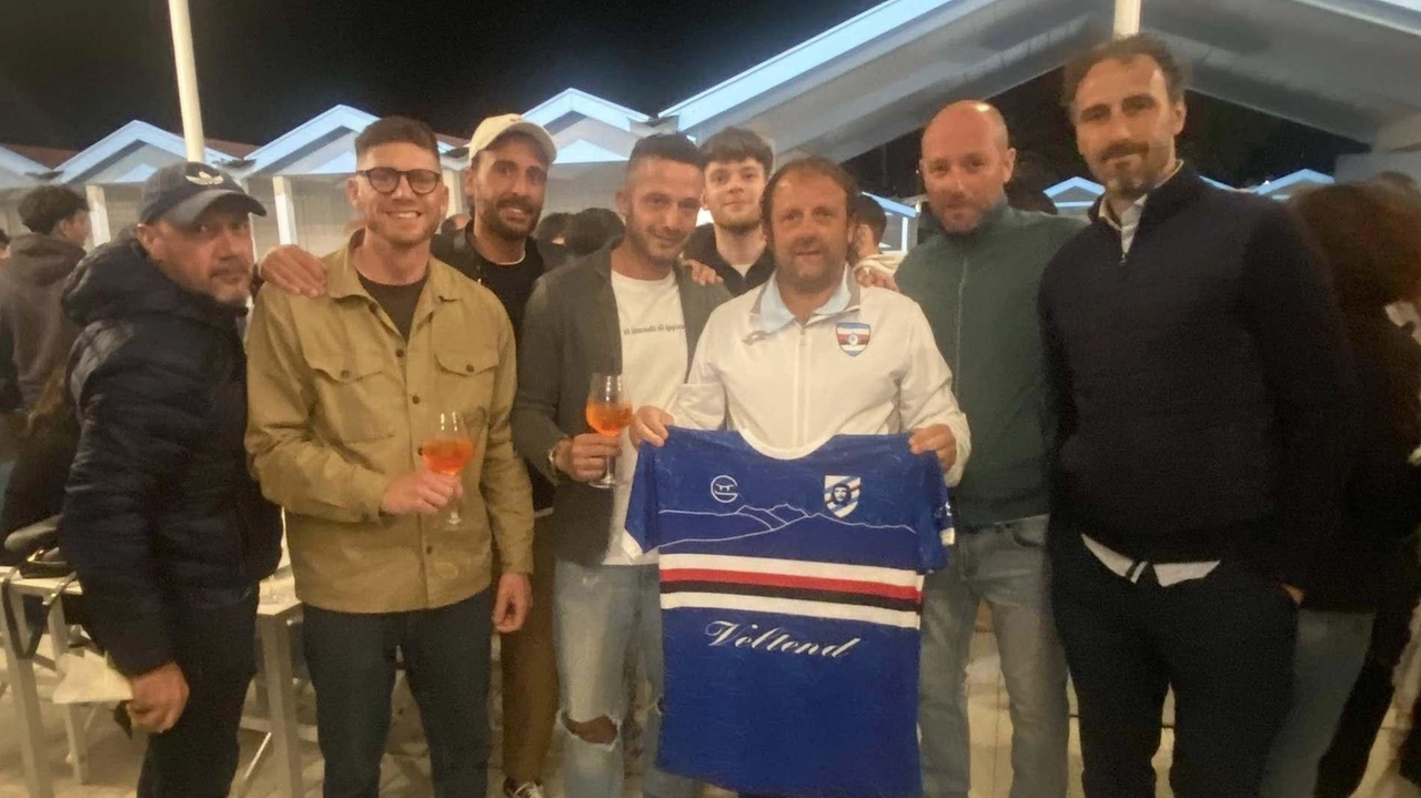 La presentazoione del torneo con il presidente del Cerreto Andrea Del Freo La presentazoione del torneo con il presidente del Cerreto Andrea Del Freo