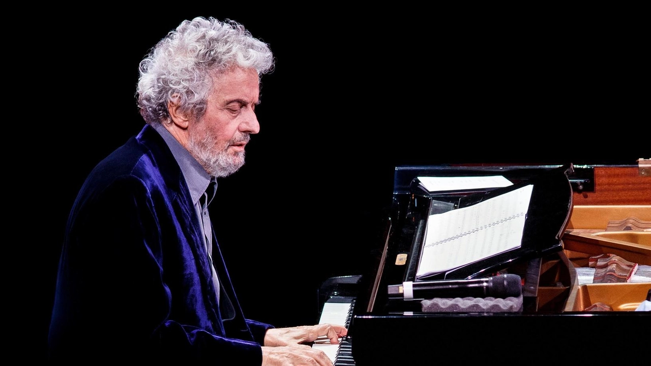 Stasera alle 21.15 Nicola Piovani al Giglio con lo spettacolo “Note a margine”