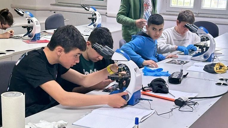 L’Open Day della scuola Chelli di Grosseto, che si terrà domani alle 16.30, presenterà un evento speciale: "Merenda con Delitto",... L’Open Day della scuola Chelli di Grosseto, che si terrà domani alle 16.30, presenterà un evento speciale: "Merenda con Delitto",...