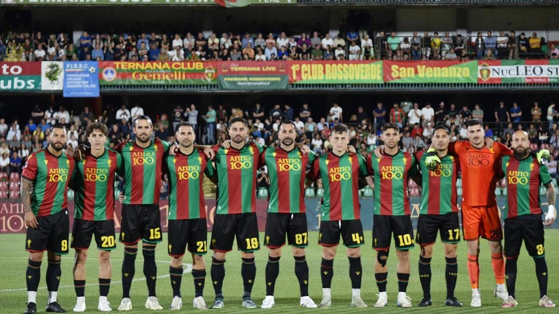 Ternana ferita, ma la squadra vuole l’impresa: "Limitati i danni, si va a Pescara per vincere"