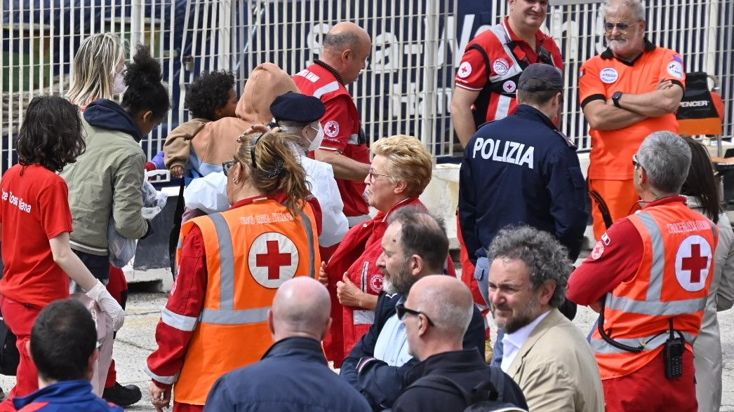 Un precedente sbarco di una nave di migranti salvati in mare Un precedente sbarco di una nave di migranti salvati in mare
