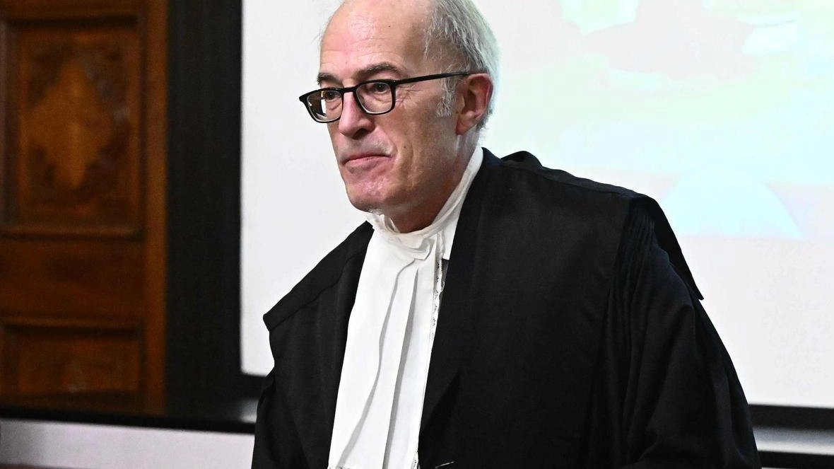 I giudici della Corte dei conti dell’Umbria (presieduta da Carlo Floreani) hanno condannato il professionista al pagamento di 267mila euro all’Asl 1 I giudici della Corte dei conti dell’Umbria (presieduta da Carlo Floreani) hanno condannato il professionista al pagamento di 267mila euro all’Asl 1