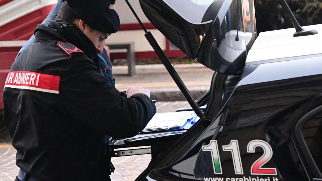 I carabinieri indagano sul furto di sigarette avvenuto nei giorni scorsi a Cerreto Guidi I carabinieri indagano sul furto di sigarette avvenuto nei giorni scorsi a Cerreto Guidi