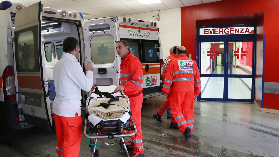 Cade e batte la testa sull’asfalto. Scontro con la moto all’Autodromo, grave a 10 anni Cade e batte la testa sull’asfalto. Scontro con la moto all’Autodromo, grave a 10 anni
