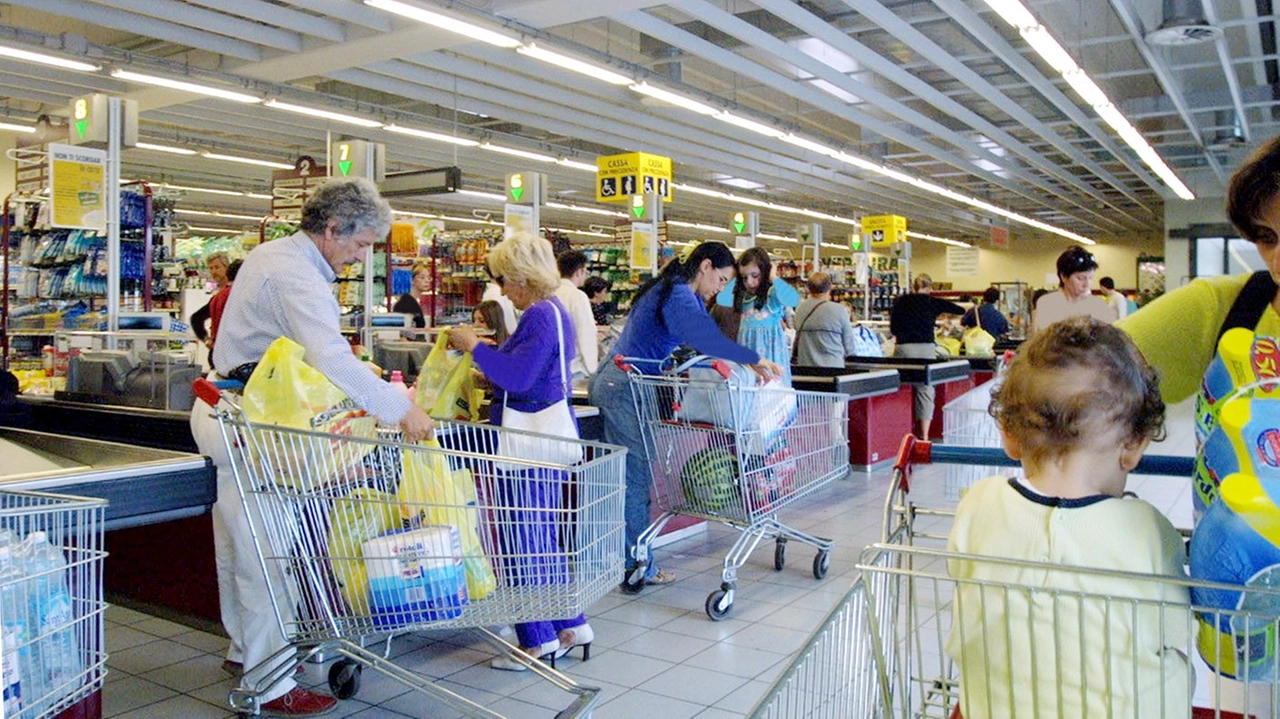 Un supermercato Un supermercato