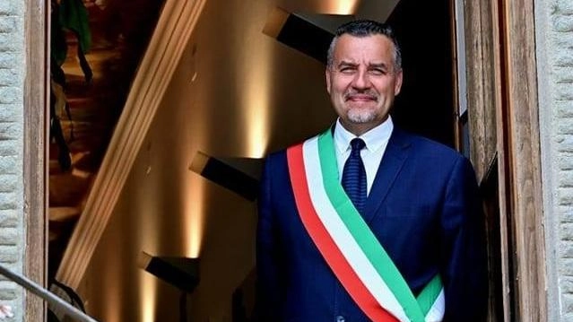Il primo cittadino di Porcari, Leonardo Fornaciari, ha parlato in merito alla questione legata alla Conferenza dei Servizi Il primo cittadino di Porcari, Leonardo Fornaciari, ha parlato in merito alla questione legata alla Conferenza dei Servizi