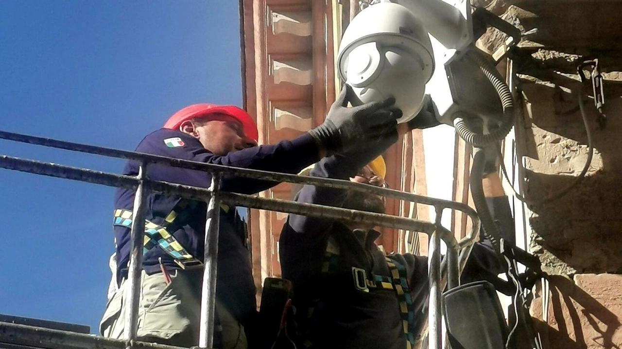 L’installazione delle nuove telecamere è prevista prima del Festival dei Due Mondi L’installazione delle nuove telecamere è prevista prima del Festival dei Due Mondi