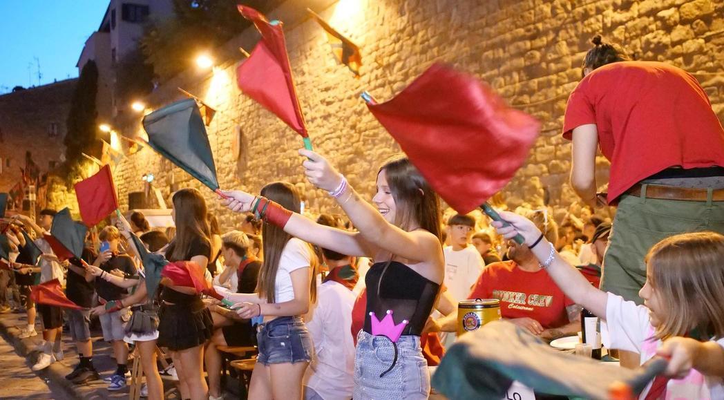 giostra riaprono i quartieri un esercito di volontari al lavoro i grandi numeri della settimana