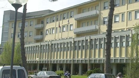 Il gruppo nato per difendere l’ex ospedale lancia l’idea della petizione contro la decisione della Regione Toscana di alienare parte dei padiglioni. Il gruppo nato per difendere l’ex ospedale lancia l’idea della petizione contro la decisione della Regione Toscana di alienare parte dei padiglioni.