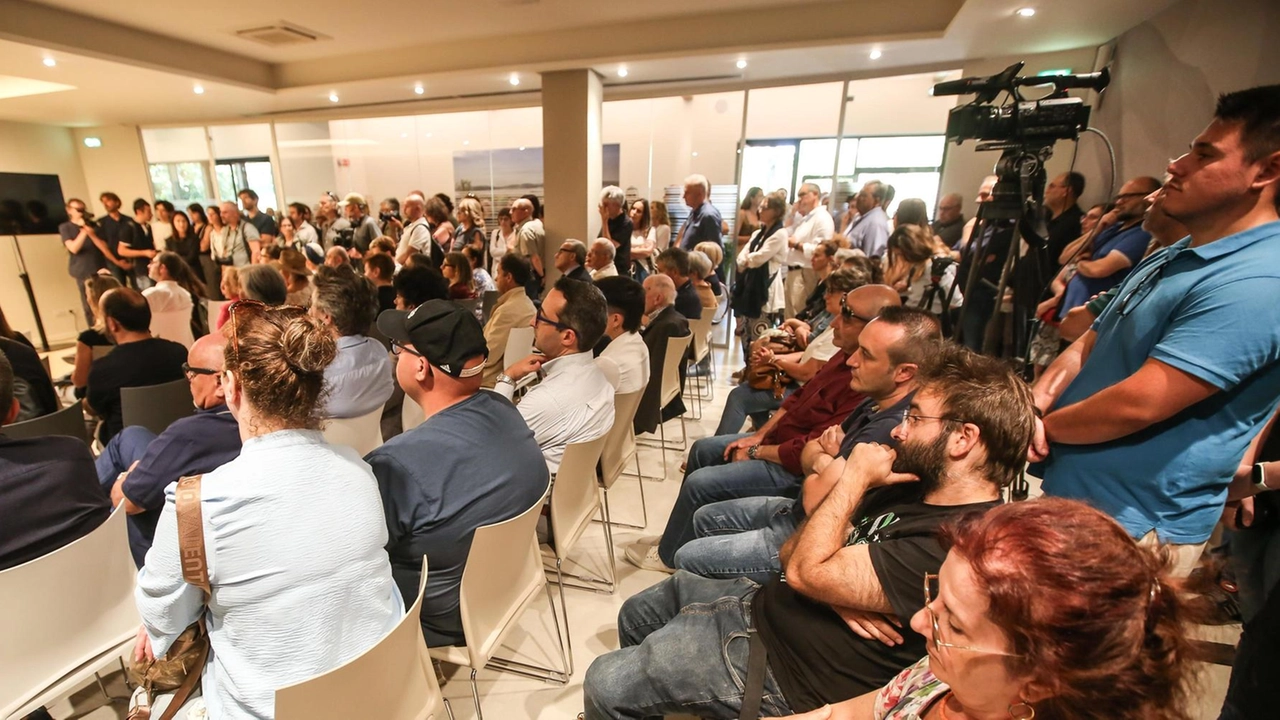 Laura ha registrato il filmato il giorno prima di morire destinato ai parlamentari "Quando vedrete questo video non ci sarò più. Vi scongiuro, occupatevi di noi".