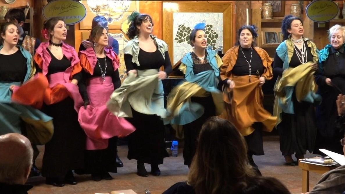 Applausi per la compagnia di canto lirico ‘Agogica’. Ospite d’eccezione Cesara Buonamici Applausi per la compagnia di canto lirico ‘Agogica’. Ospite d’eccezione Cesara Buonamici