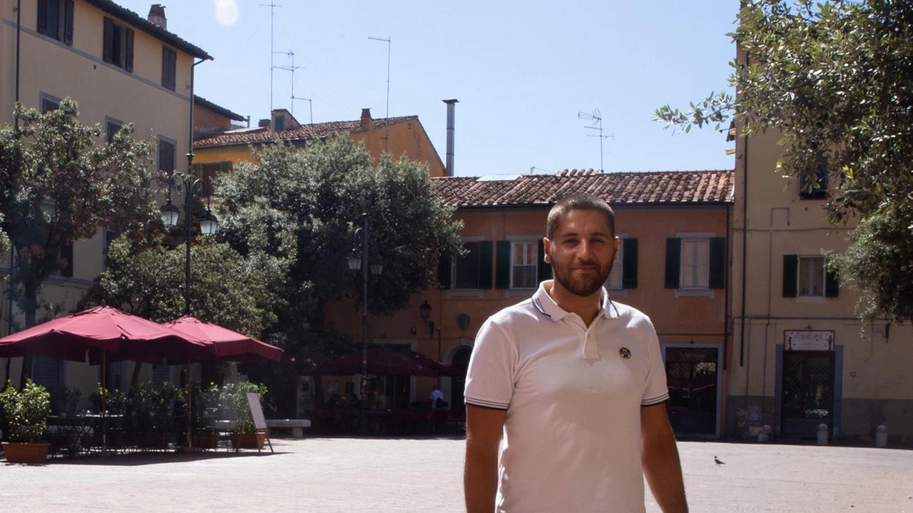 Piazza della Pera da settimane è al centro del dibattito politico e cittadino Piazza della Pera da settimane è al centro del dibattito politico e cittadino
