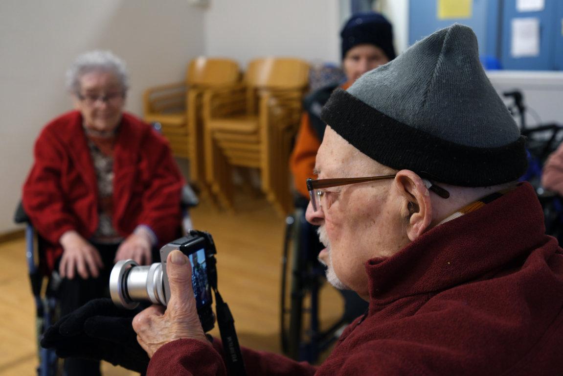 passione senza fine il fotografo internazionale 95enne espone gli scatti realizzati nell rsa da Lanazione.it passione senza fine il fotografo internazionale 95enne espone gli scatti realizzati nell rsa