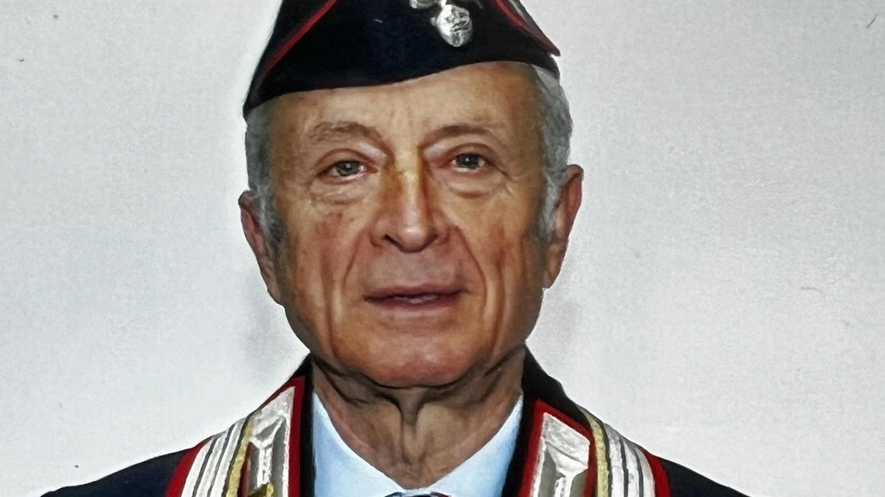 Ivano Binchi (nella foto) di Pistoia, attuale presidente della sezione di Casalguidi dei carabinieri in congedo, è stato recentemente eletto... Ivano Binchi (nella foto) di Pistoia, attuale presidente della sezione di Casalguidi dei carabinieri in congedo, è stato recentemente eletto...