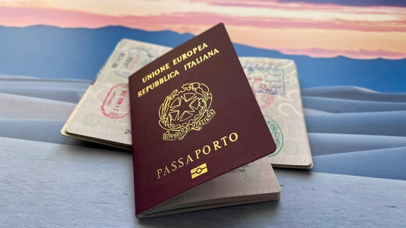 Il passaporto si fa alle Poste, al via il servizio in provincia di Firenze