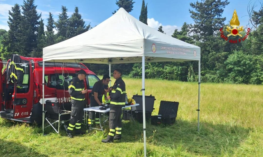 Prato, esercitazione di protezione civile al parco di Galceti Prato, esercitazione di protezione civile al parco di Galceti