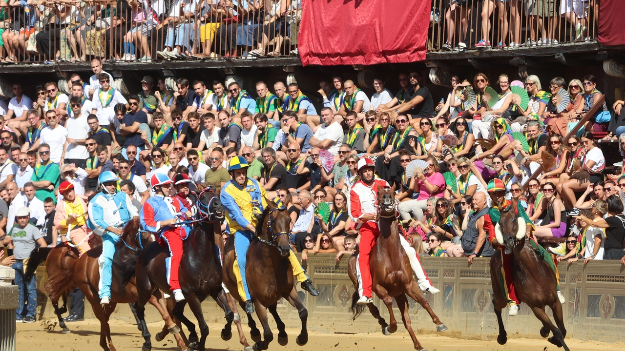 Palio, la quarta prova va al Bruco (Di Pietro)