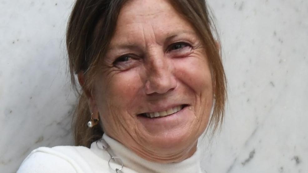 L’esordio di Castè con l’arte. Lorenzi racconta il porto e Marina