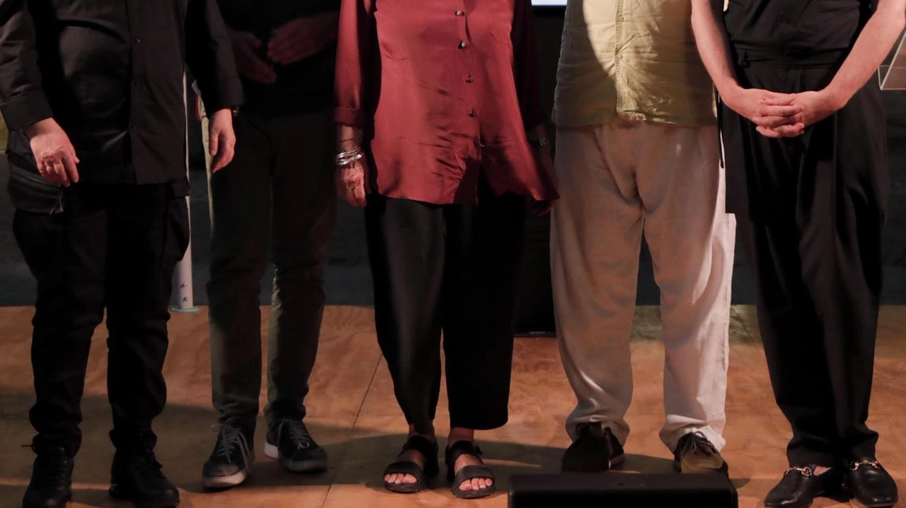 I cinque finalisti al premio Strega Poesia durante la presentazione a Firenze I cinque finalisti al premio Strega Poesia durante la presentazione a Firenze