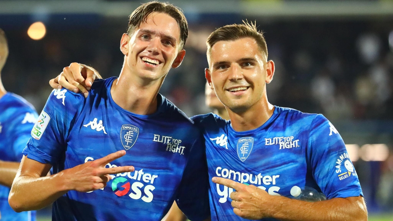 L’esultanza degli azzurri dopo la vittoria per 3-1 contro il Padova (FotocronacheGermogli/Gasperini)