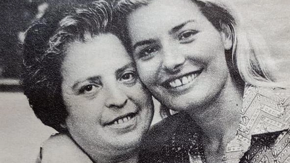 La cantante Nocetti si è esibita al programma "Le ragazze" in onda in prima serata su Rai 3. Nata sfollata, con la famiglia ha avuto la prima casa al Varignano. Prima di spiccare il volo. La cantante Nocetti si è esibita al programma "Le ragazze" in onda in prima serata su Rai 3. Nata sfollata, con la famiglia ha avuto la prima casa al Varignano. Prima di spiccare il volo.