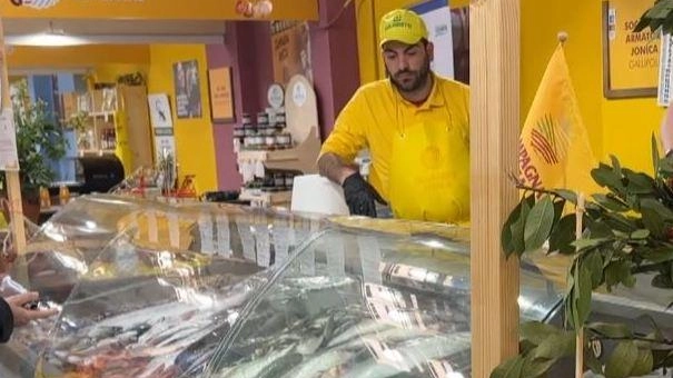Importante iniziativa oggi in via Roccastrada: c’è l’appuntamento con Pesca Amica, mangiare responsabile e salutare Importante iniziativa oggi in via Roccastrada: c’è l’appuntamento con Pesca Amica, mangiare responsabile e salutare