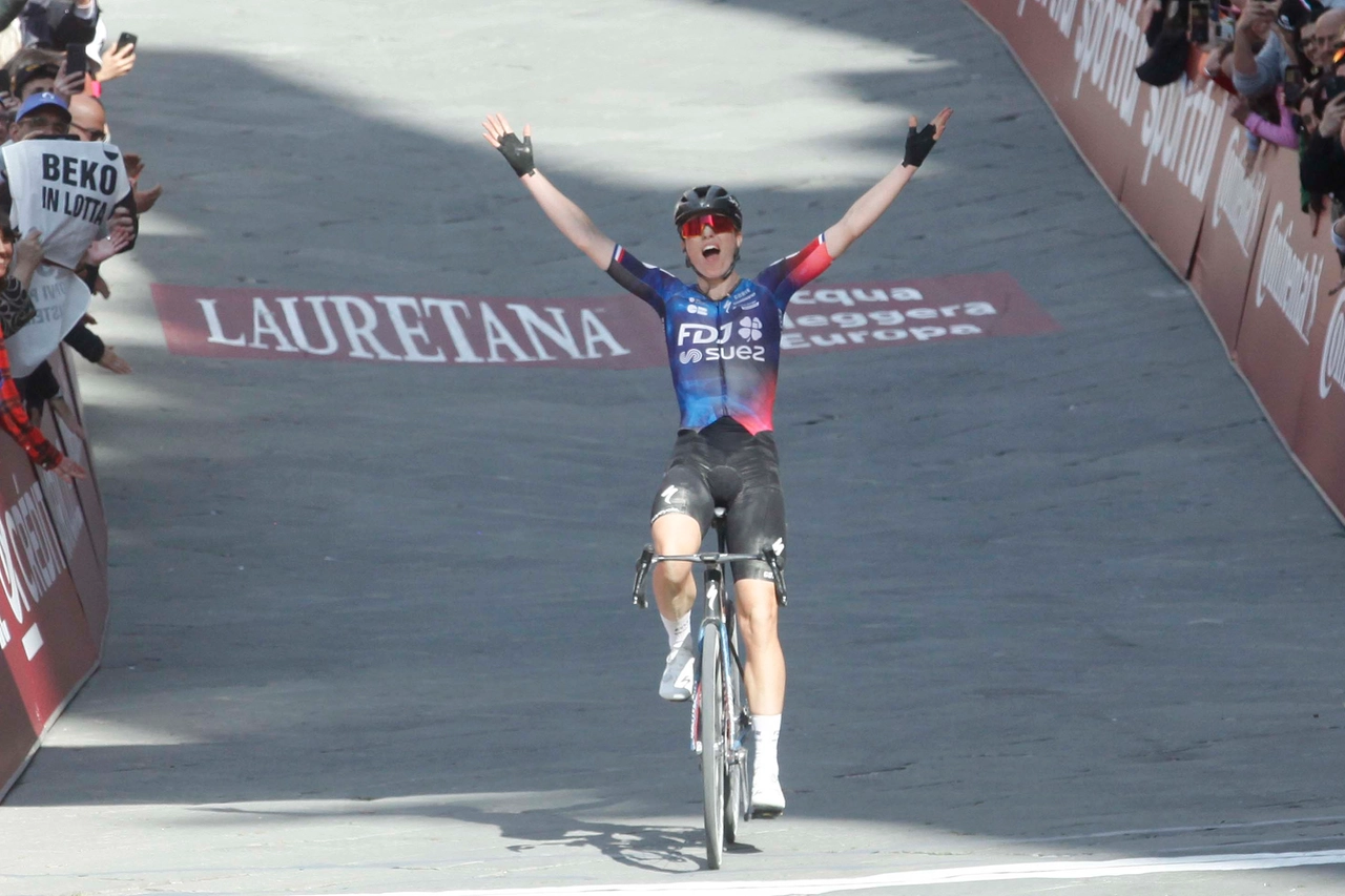 STRADE BIANCHE 2025-ARRIVO DONNE