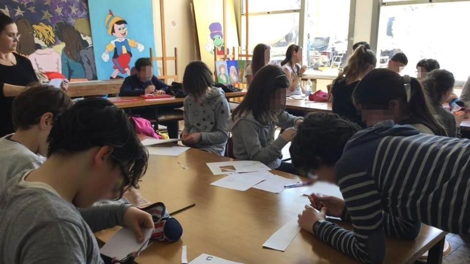 Il progetto che ha preso il via lunedì 26, ha l’obiettivo di far realizzare un vero e proprio cartoon ai ragazzi tra gli 11 e i 14 anni che si occuperanno di tutto. dall’ideazione alla sceneggiatura Il progetto che ha preso il via lunedì 26, ha l’obiettivo di far realizzare un vero e proprio cartoon ai ragazzi tra gli 11 e i 14 anni che si occuperanno di tutto. dall’ideazione alla sceneggiatura