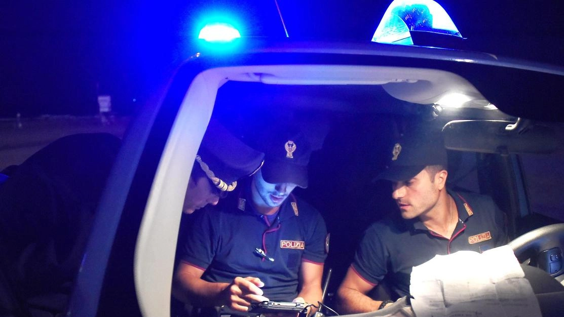 Lo hanno individuato gli agenti della squadra mobile e rispedito in cella. Quattordici anni fa aveva partecipato allo scontro dove morì Aron Catalin. Lo hanno individuato gli agenti della squadra mobile e rispedito in cella. Quattordici anni fa aveva partecipato allo scontro dove morì Aron Catalin.