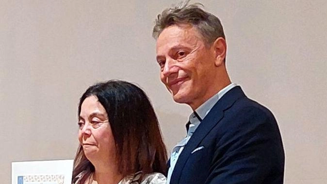 Cipolletta durante la toccante cerimonia di consegna del diploma in memoria della studentessa dello “Stagi“ Viola Barghetti Cipolletta durante la toccante cerimonia di consegna del diploma in memoria della studentessa dello “Stagi“ Viola Barghetti