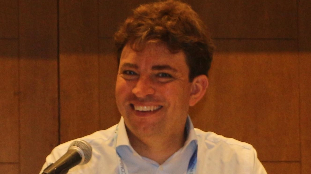 L’inventore Andrea Dell’Orso, tecnico di radiologia originario di Poggibonsi L’inventore Andrea Dell’Orso, tecnico di radiologia originario di Poggibonsi