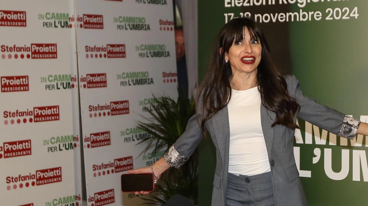 La neopresidente della Regione, Stefania Proietti ha incontrato i vertici dei partiti e dei movimenti che l’hanno appoggiata La neopresidente della Regione, Stefania Proietti ha incontrato i vertici dei partiti e dei movimenti che l’hanno appoggiata
