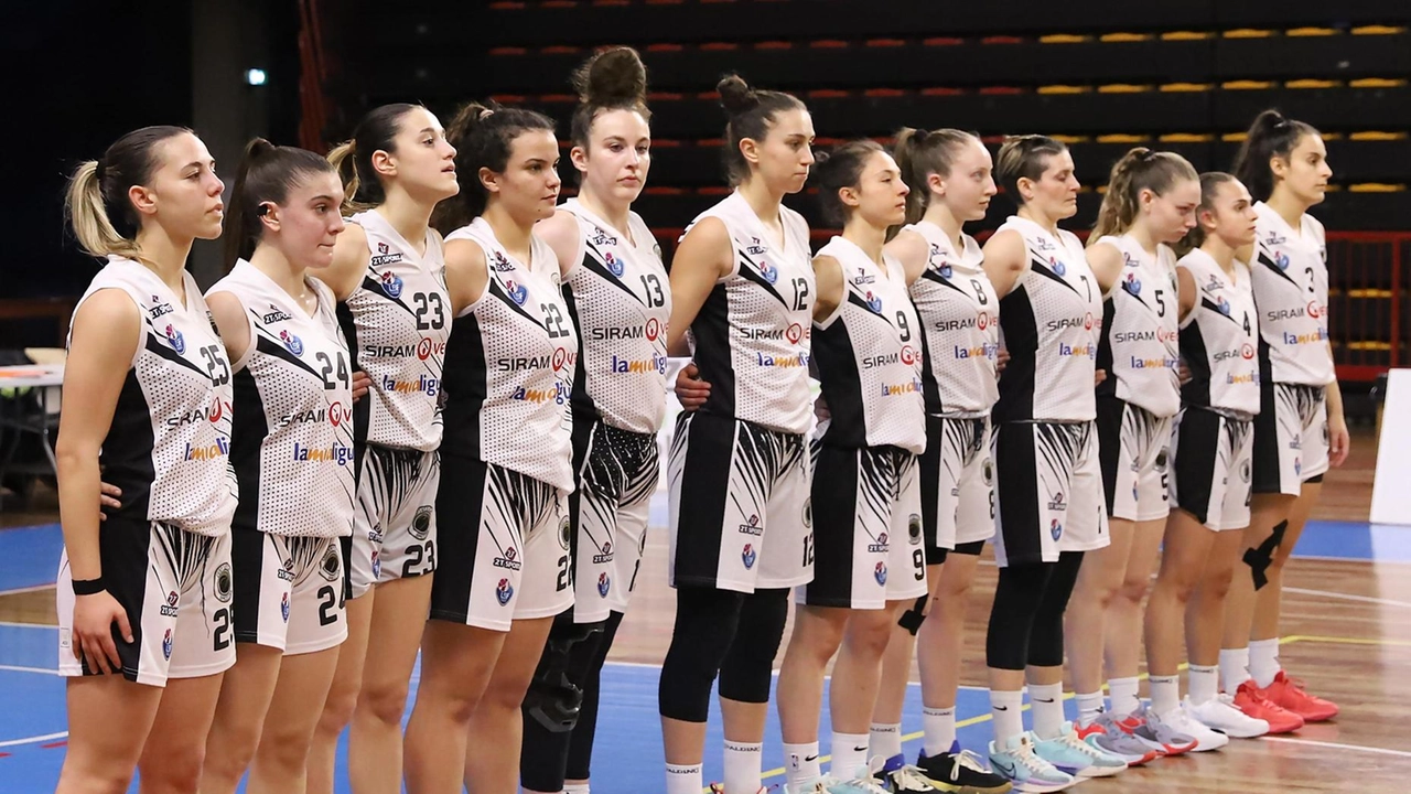 La formazione spezzina prima di un incontro La formazione spezzina prima di un incontro
