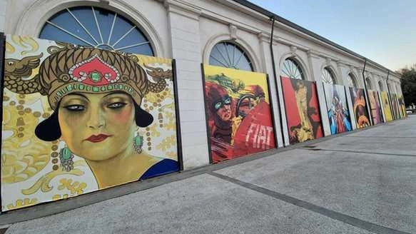 Termina domenica 2 marzo la mostra “Giacomo Puccini Manifesto. Pubblicità e illustrazione oltre l’opera lirica”, organizzata dal Comune per il... Termina domenica 2 marzo la mostra “Giacomo Puccini Manifesto. Pubblicità e illustrazione oltre l’opera lirica”, organizzata dal Comune per il...