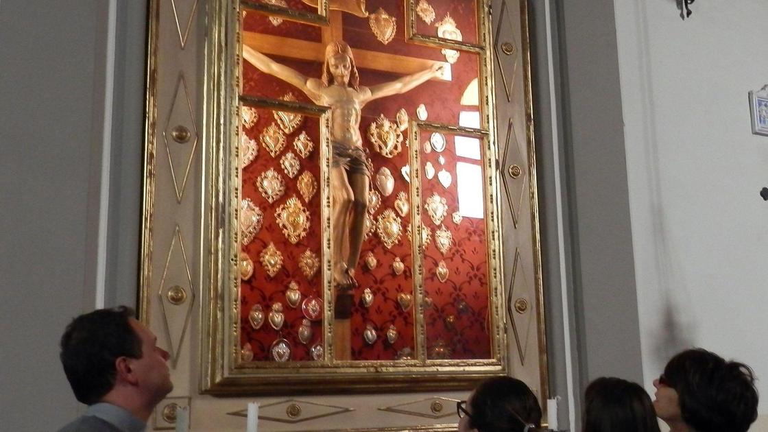 La grande Festa del Crocifisso . Una devozione secolare. A Grignano la storia è comunità La grande Festa del Crocifisso . Una devozione secolare. A Grignano la storia è comunità