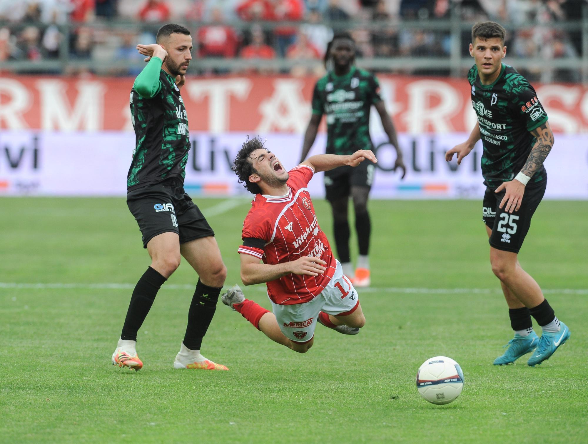 Pontedera sconfitto 3-0 dal Perugia: una sconfitta numericamente eccessiva