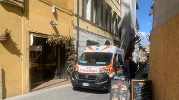 “Ho ucciso mia moglie”: femminicidio Spoleto, l’uomo in commissariato