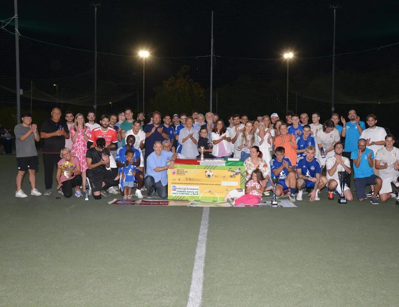 Calcio a 5. La Farmacia Moderna si aggiudica la 14^ edizione del torneo "Uniti contro la Sla»