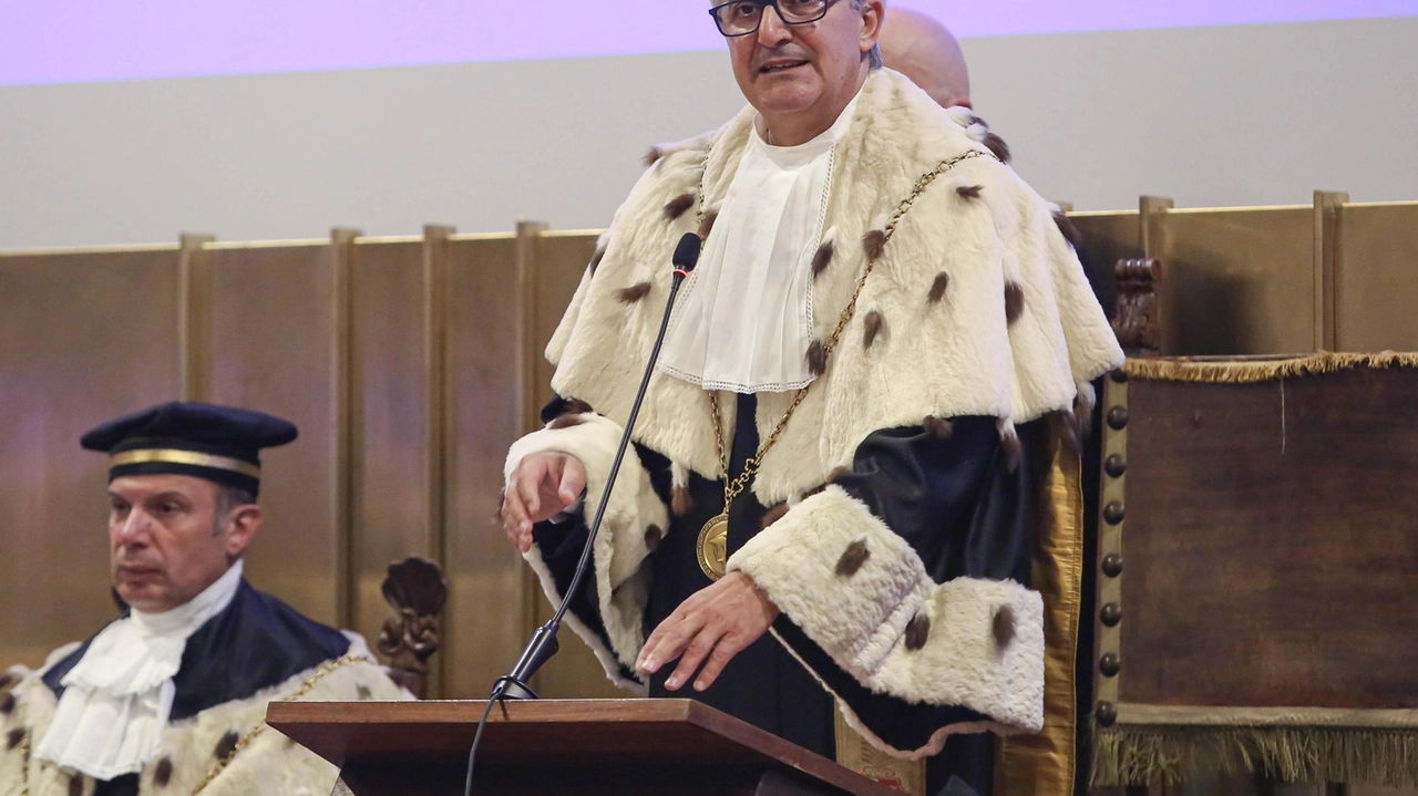 Noti da tempi i nomi dei cinque candidati in corsa per palazzo Murena - che sono i professori Paolo Carbone,...