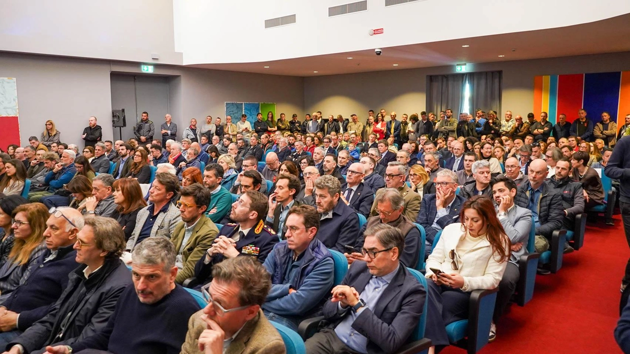 Da scuola a Centro Ricerche, ieri l’edificio ha iniziato la sua ’terza vita’. Il taglio del nastro con il ministro della Cultura e il presidente della Regione.